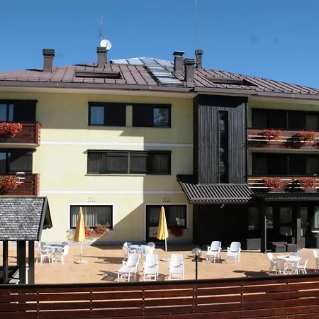 Cristallo Hotel 4*